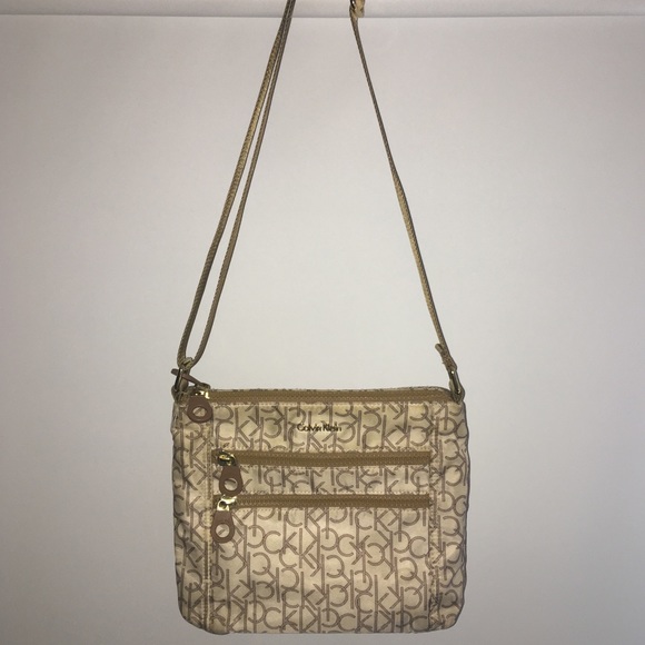 Monogram CK adjustable strap purse - Picture 2 of 6